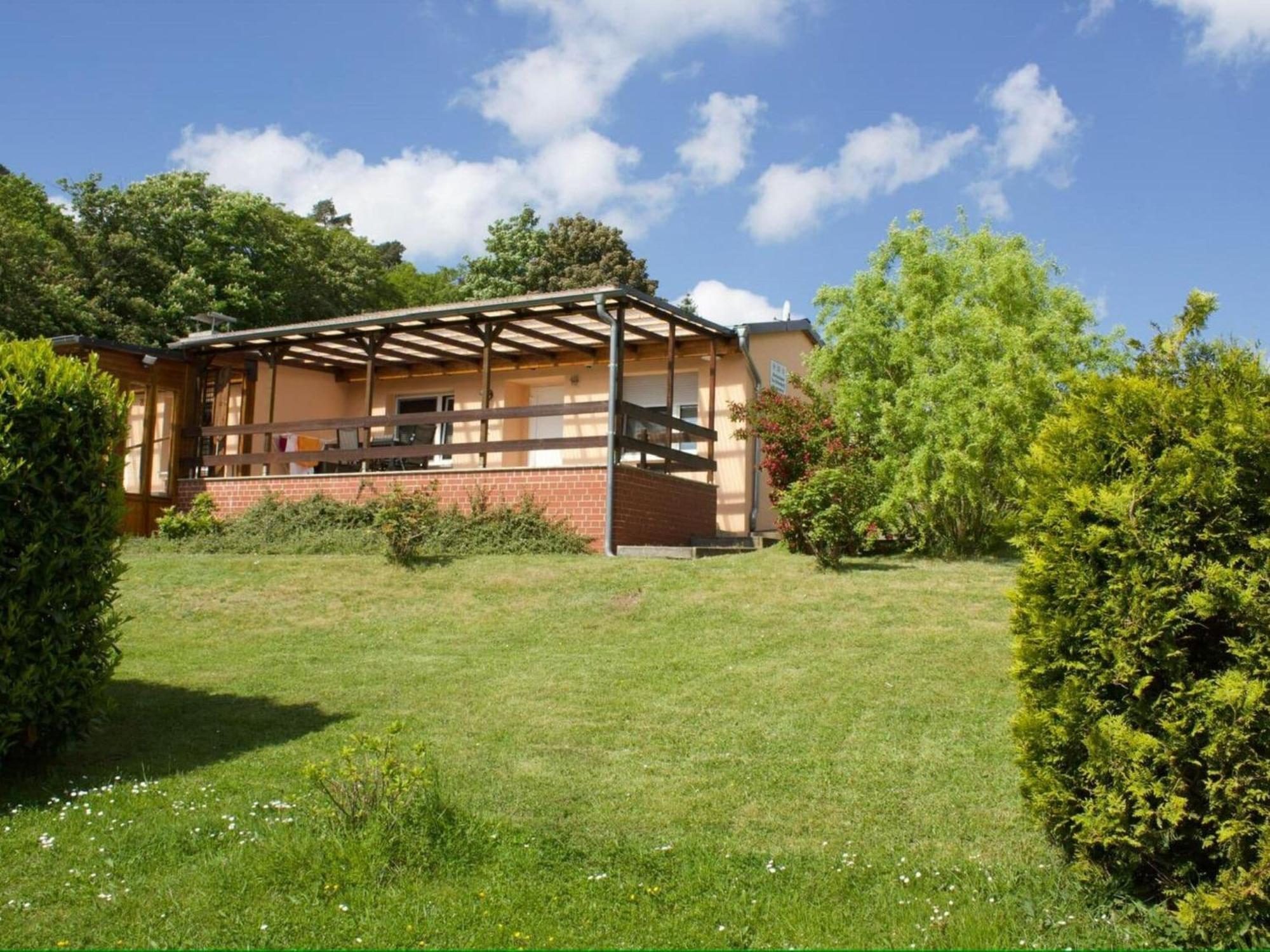 Attractive Bungalow With Roofed Terrace Villa Blankenburg  Exterior photo